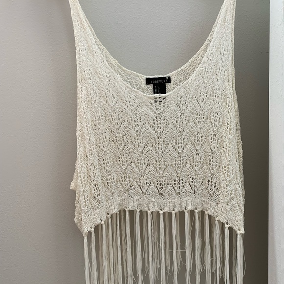 Size small forever 21 fringe crop top - Picture 3 of 3